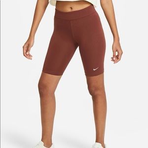 Nike Sportswear Essential Bike Short